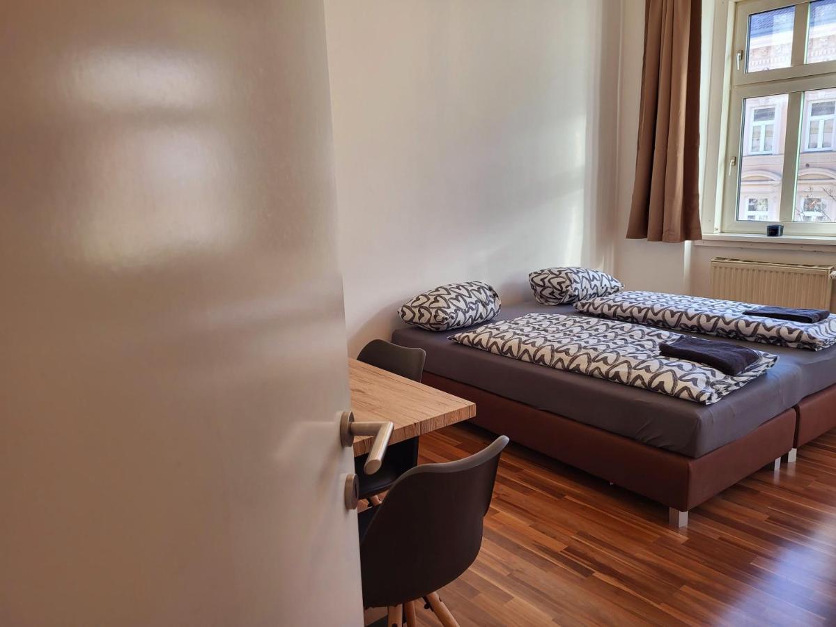Apartment Schweglerstrasse - Near Stadthalle Vienna Luaran gambar