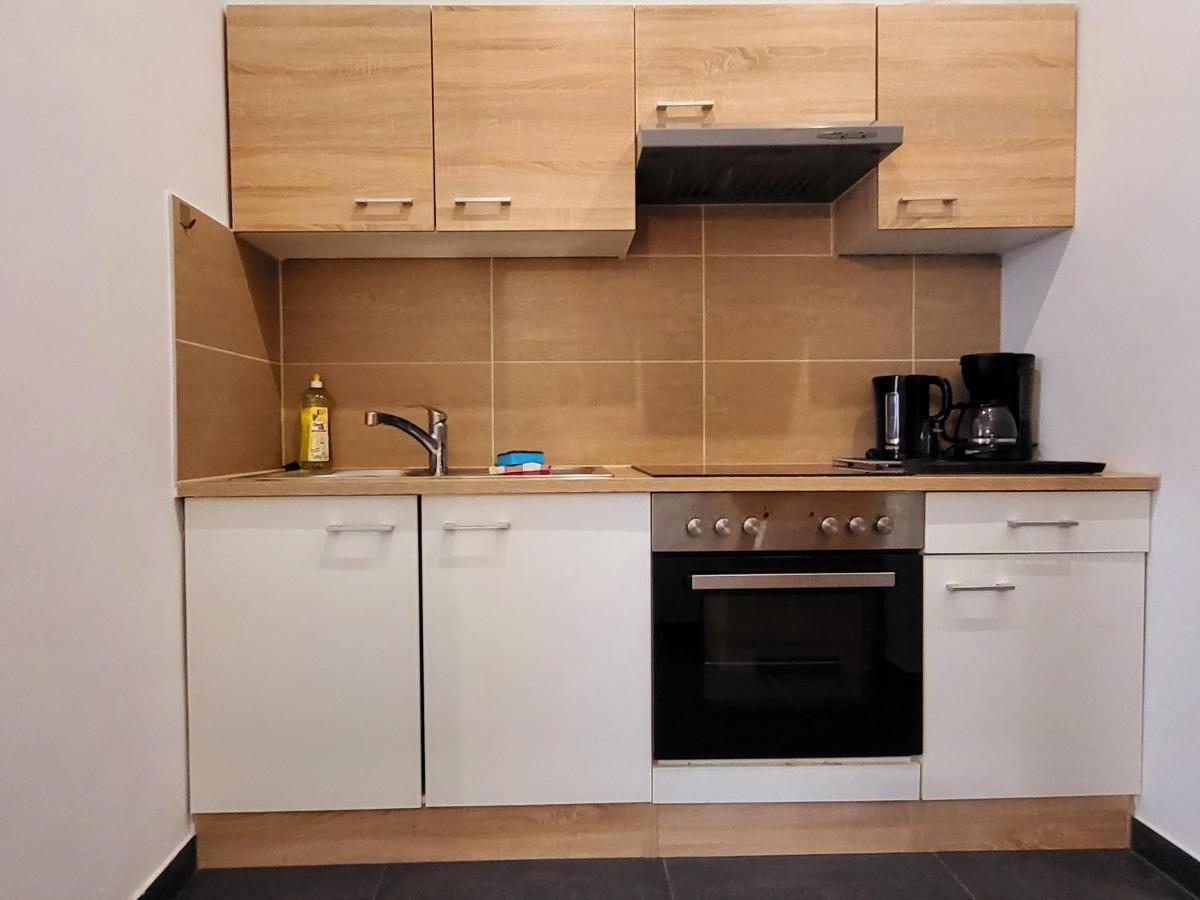 Apartment Schweglerstrasse - Near Stadthalle Vienna Luaran gambar